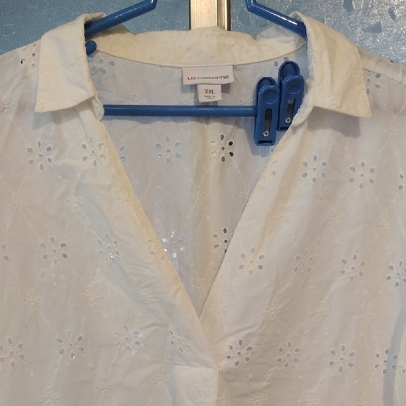 Liz Claiborne White Eyelet Top - Picture 4 of 12